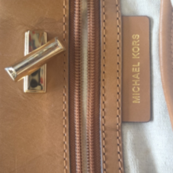 Michael Kors Brown and Cream Shoulder Bag - Picture 5 of 7